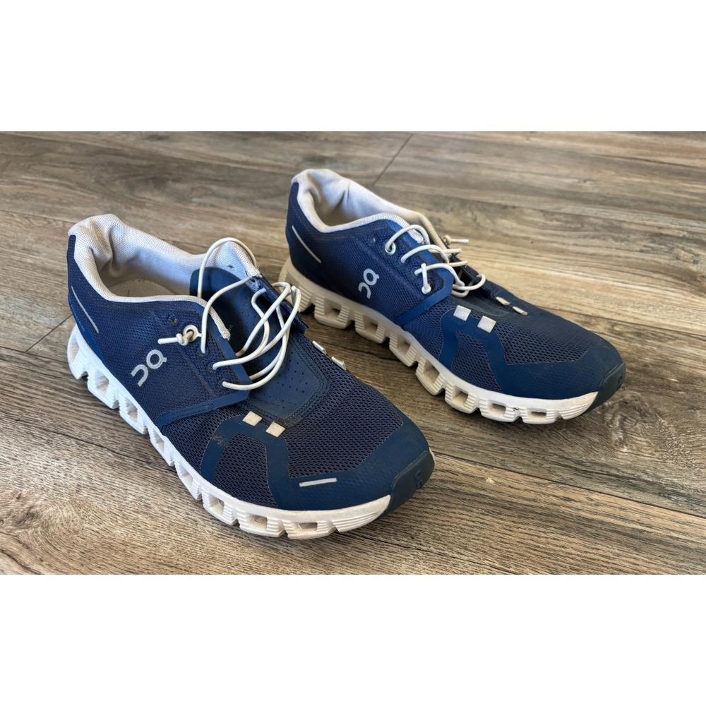 On Cloud 5 Running Sneaker 9W Blue Denim White 59-98901 Gorpcore Speed Laces